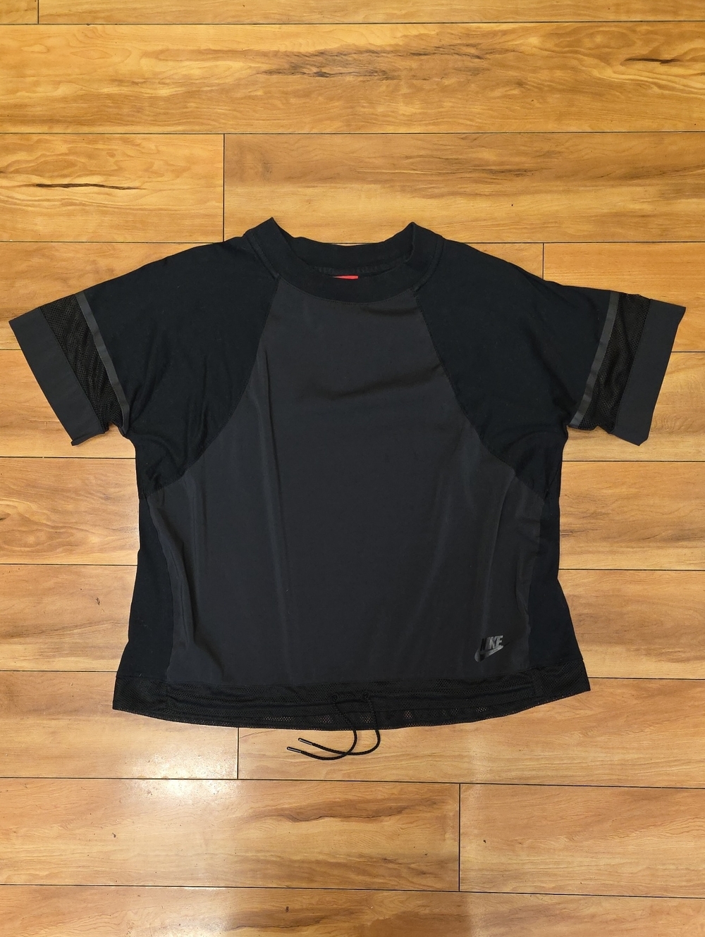 Nike Bonded Mesh Athletic Short Sleeve Drawstring Tee Top Women's Black Size M